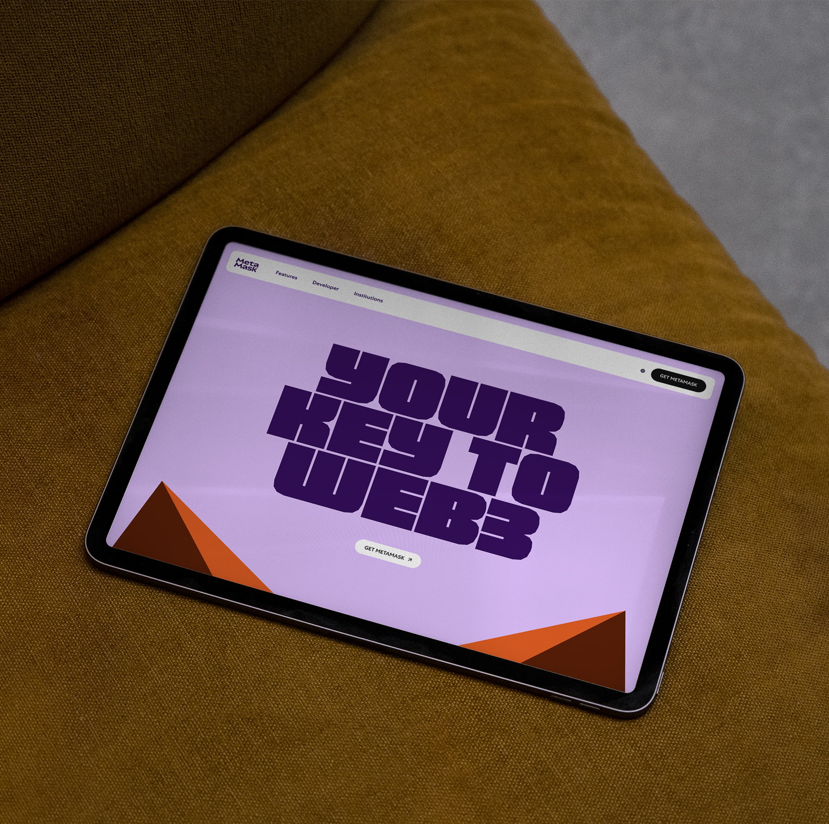 Photography of the MetaMask website on an iPad